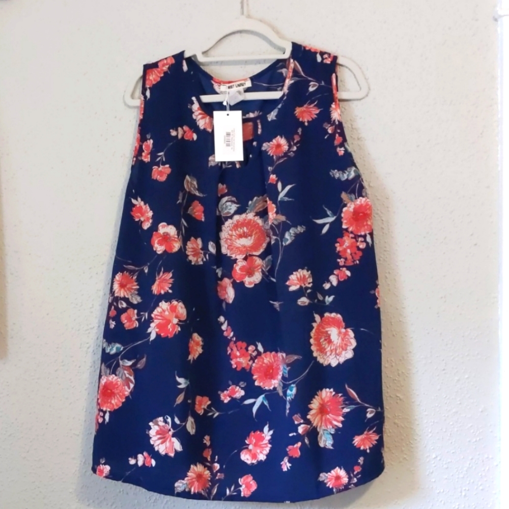 Sweet Lindsey Navy floral tank size 3x